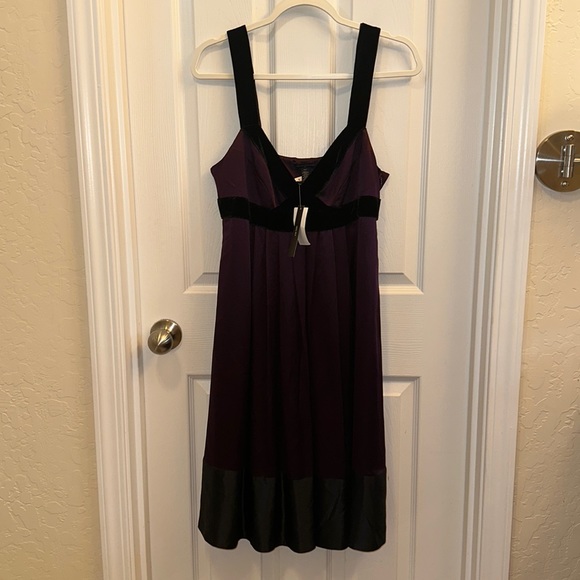 NEW- BANANA Republic dress - Picture 2 of 6